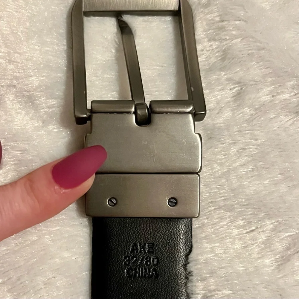 Kenneth Cole Reaction Reversible Belt Size 32/80